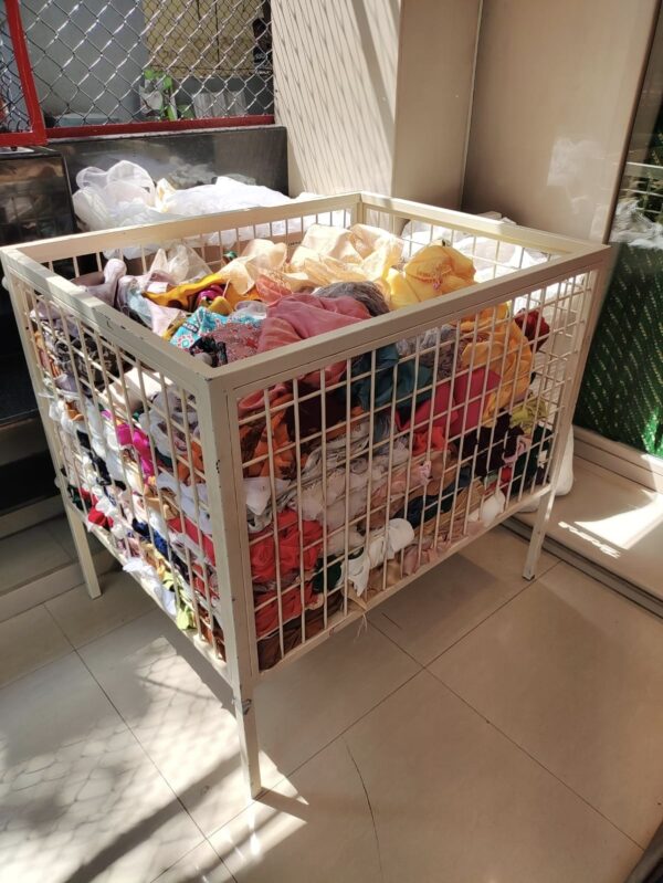 Display Cloth Storage Racks - Image 3