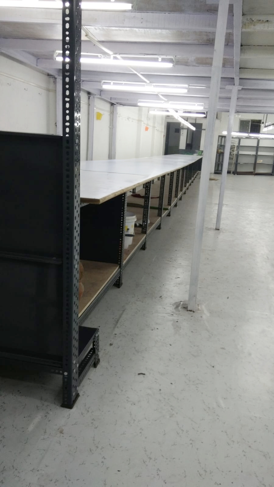 Garment Cutting Table