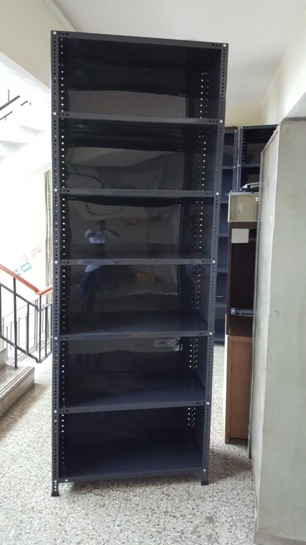 Rack Close side and back - Image 3